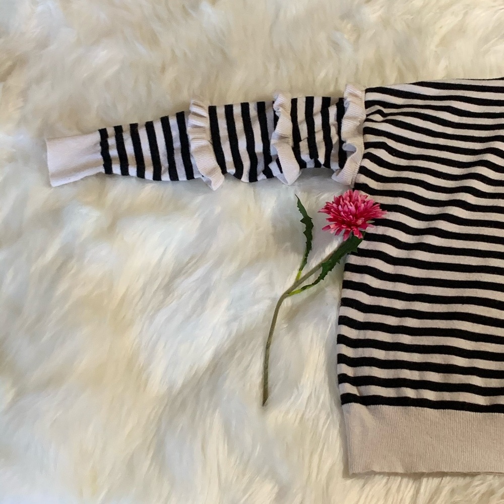 Ruffle striped sweater - Picture 5 of 6